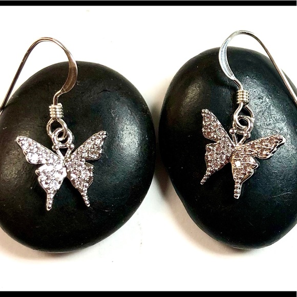 Butterfly Earrings, Dragonfly, Flower, Minimalist - Picture 6 of 10